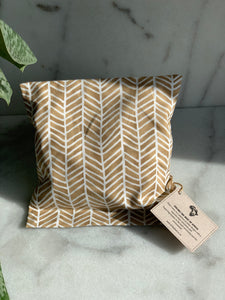 Afrika Heating-pads in caramel with white stripes